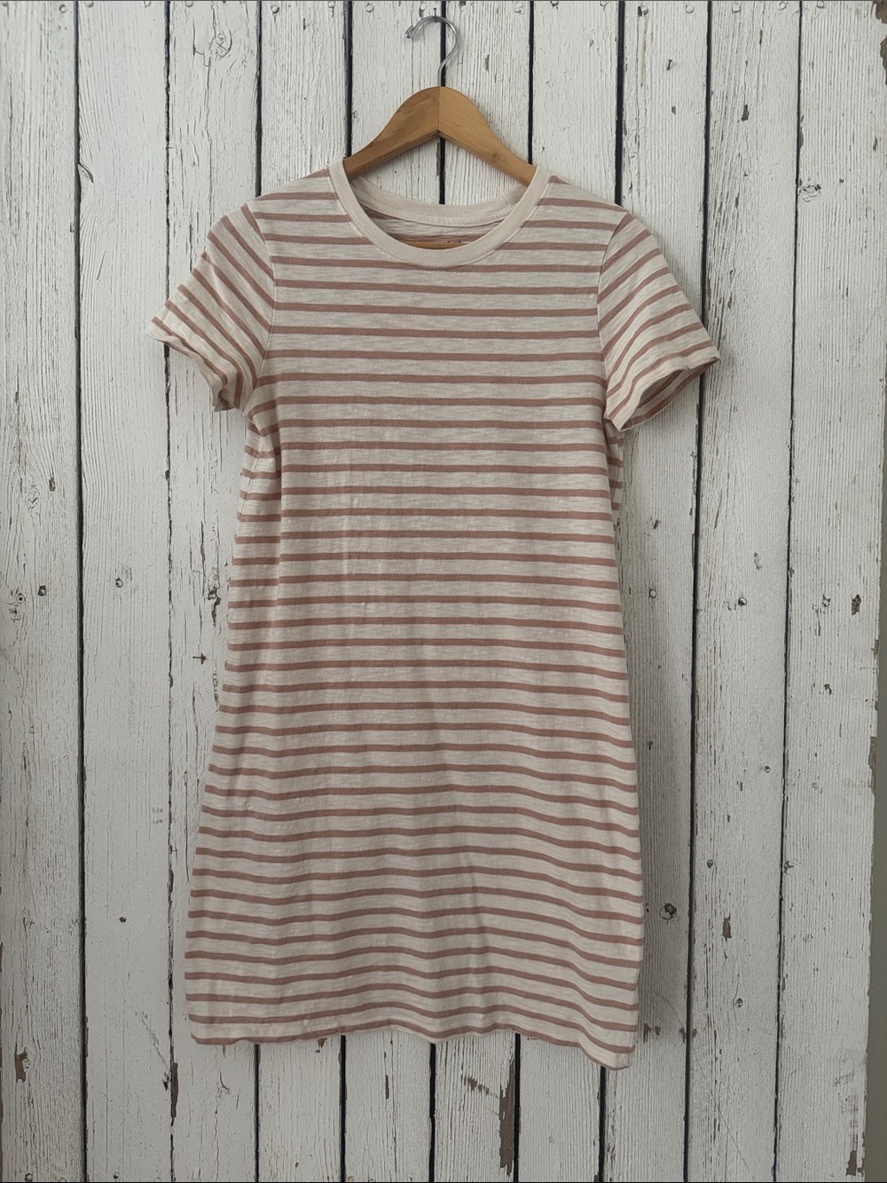 Universal Thread Striped Short Sleeve Tee in Cream and Dusty Rose